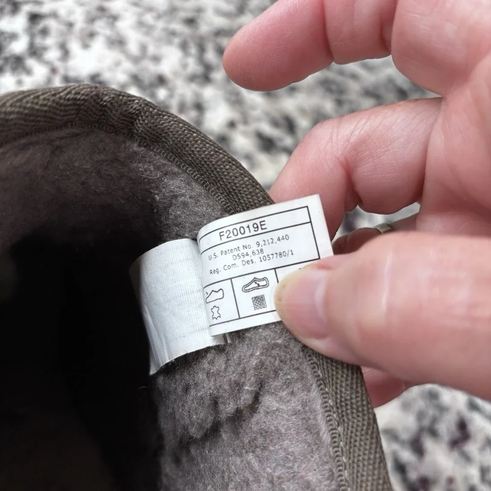 UGG Classic Femme Women's Mini Boot - Gray, US 7‎